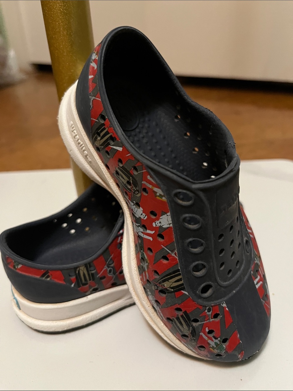 Native x Star Wars Robbie Sugarlite Print Sneaker Size 7